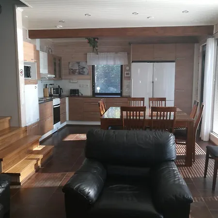 Holiday home Puulan Aurinkoranta Vanhamaki